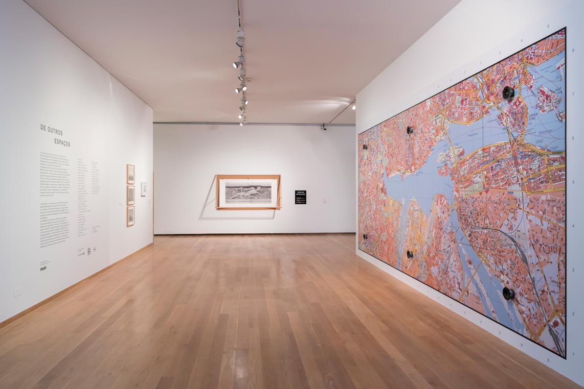 De Outros Espaços, at the Galeria Municipal do Porto