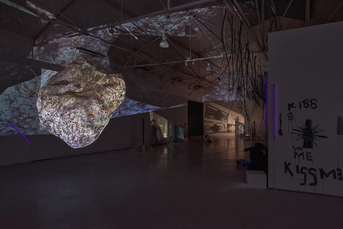 Homo Kosmos (cough, cough) by Tiago Borges & Yonamine at Galeria Avenida da Índia, Lisbon