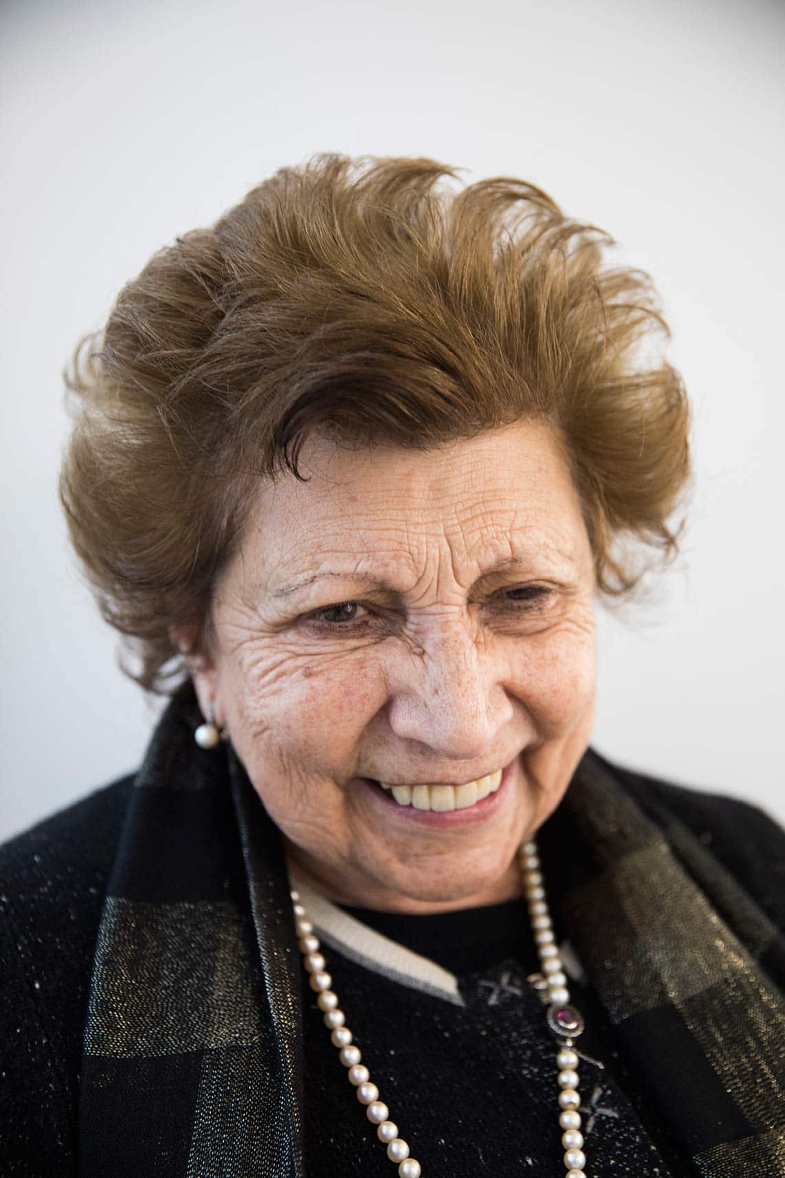 Thank you, Maria da Graça Carmona e Costa