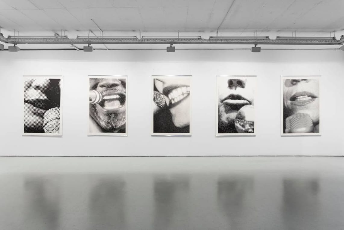 Espetáculo / Poder / Mass Media – Antoni Muntadas in Cristina Guerra Contemporary Art