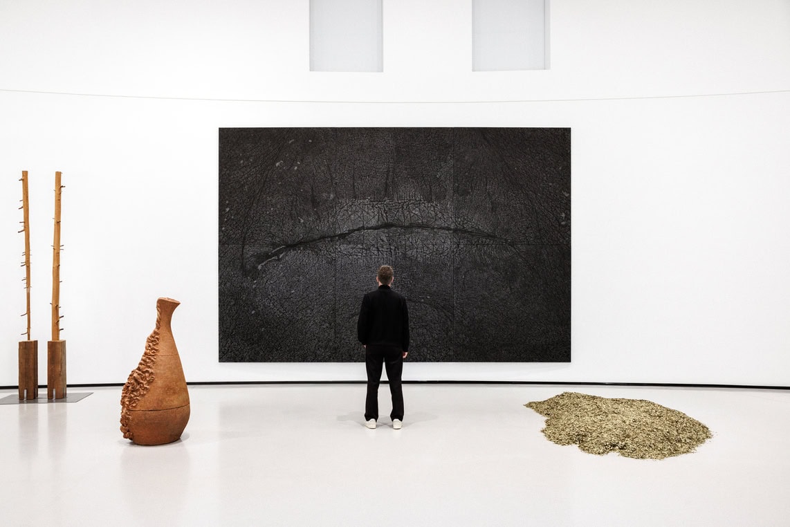 Arte Povera at the Bourse de Commerce of Paris