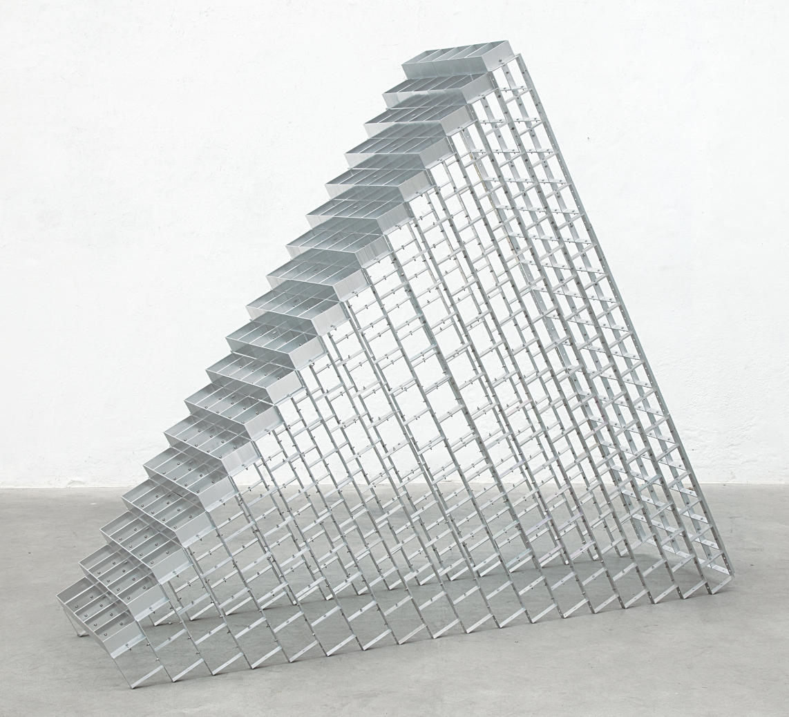 A forest of points and lines: Quacors e Prismas, by Ascânio MMM
