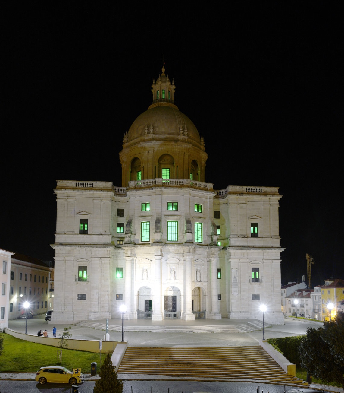 Salvai as nossas almas: S.O.S by Eugenio Ampudia at the National Pantheon