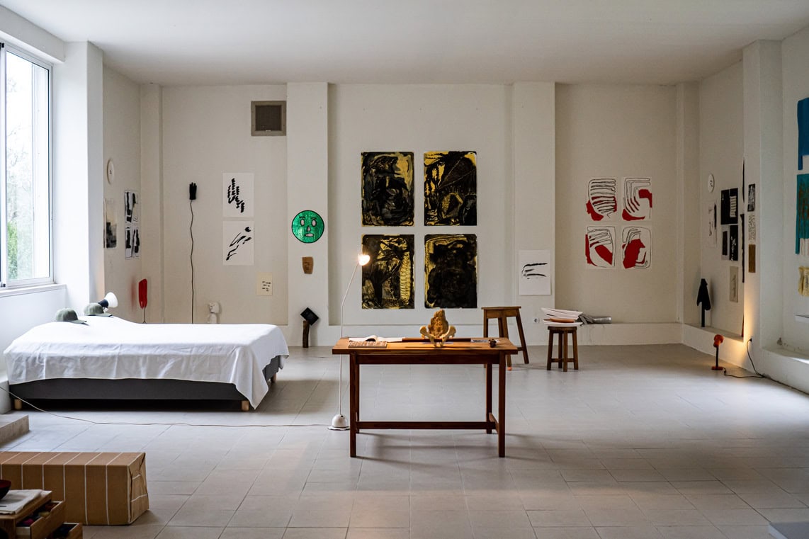 Celeiro Air welcomes Pedro Valdez Cardoso and Vítor Serrano for a residency leading up to the Playlist exhibition at Casa d’Avenida in Setúbal