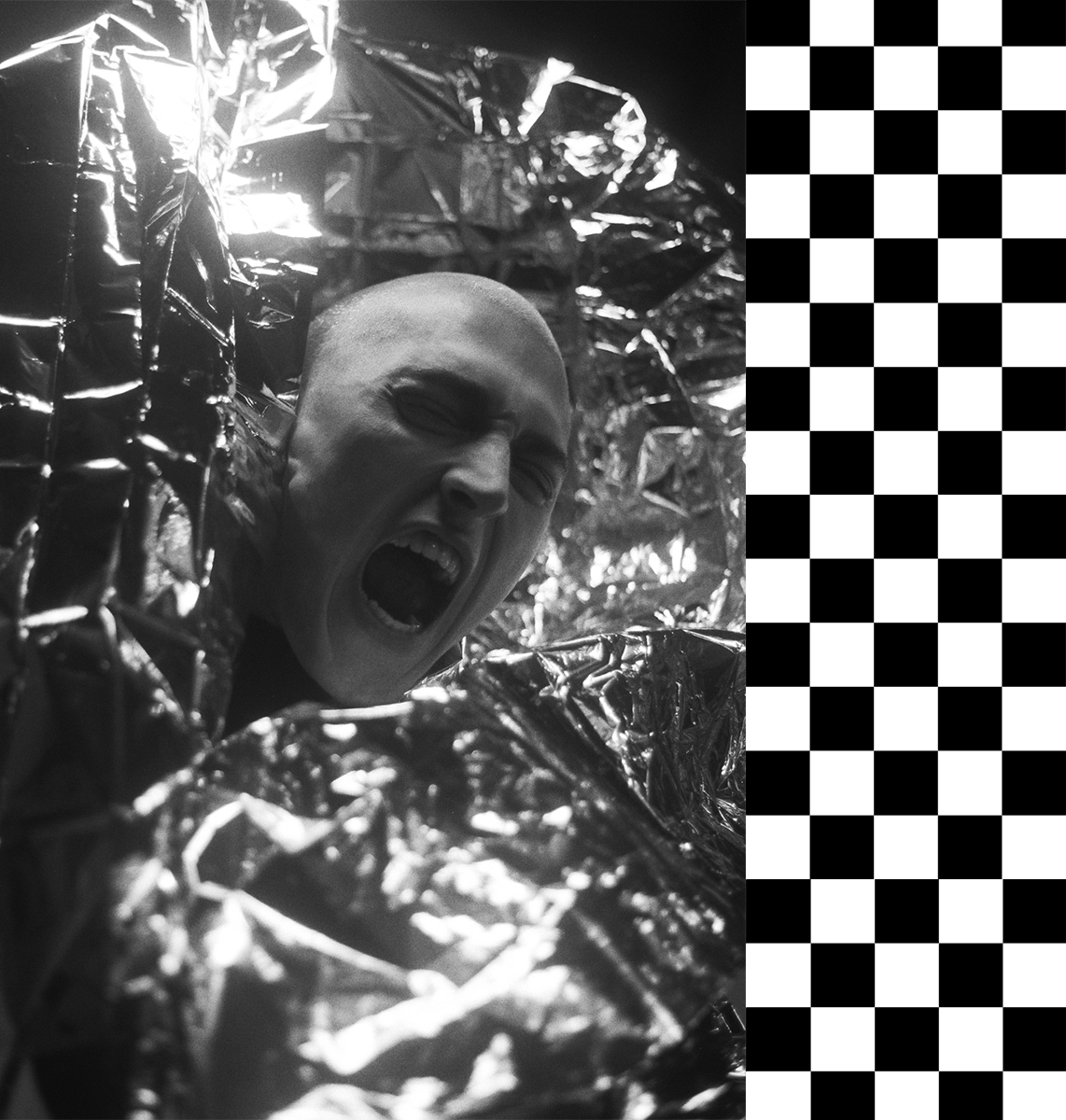 Premiere “The Head”